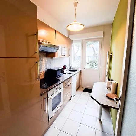 Candy - Avec Jardin Et Vue - 50m De La * 로양